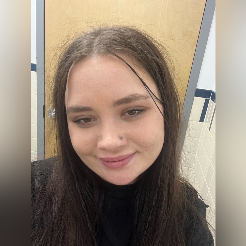 Meet your Posher, Lily